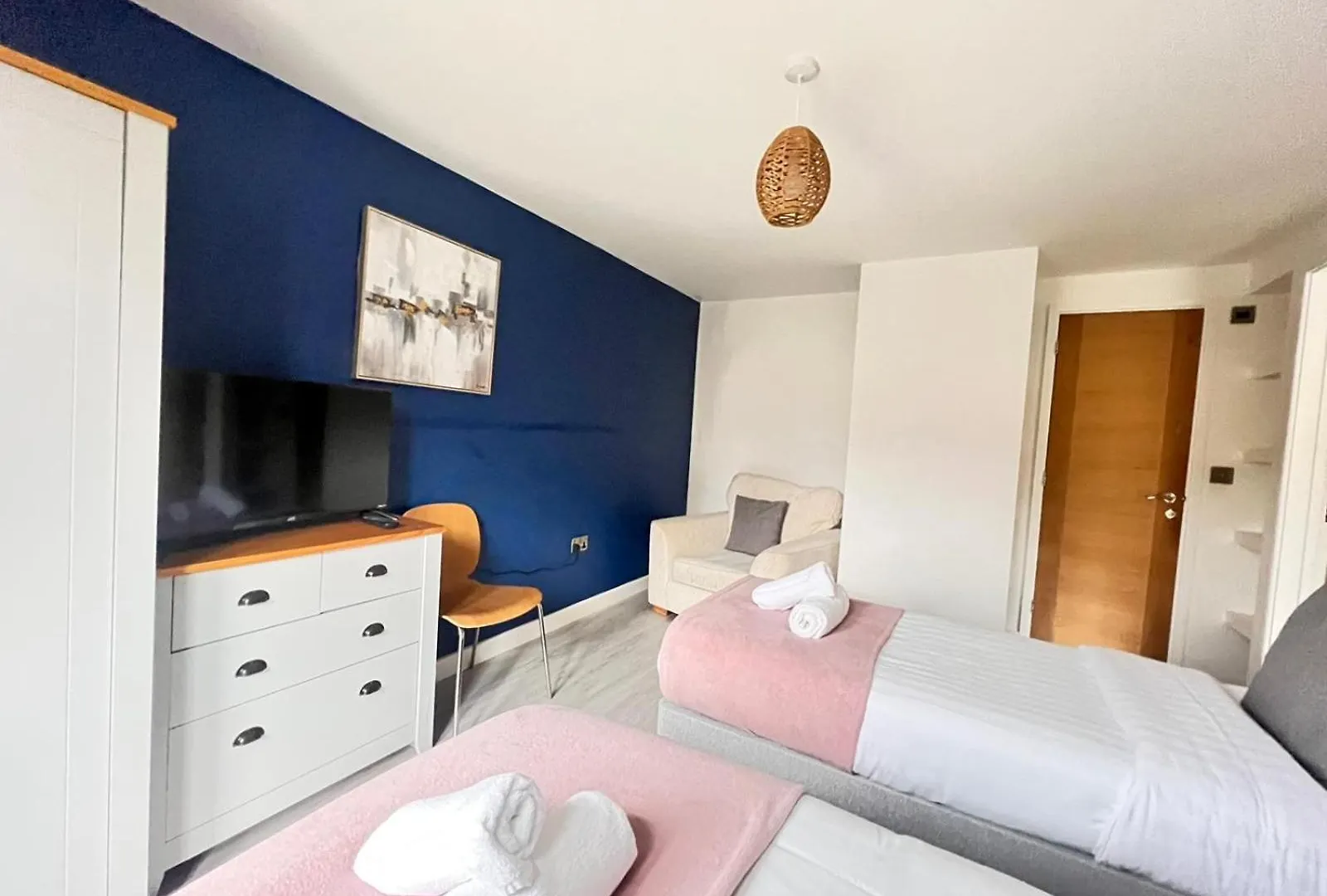 Brand New 2 Bedroom Apartment With Wi-Fi Sleeps 4 - Tanzanite كامبريدج المملكة المتحدة